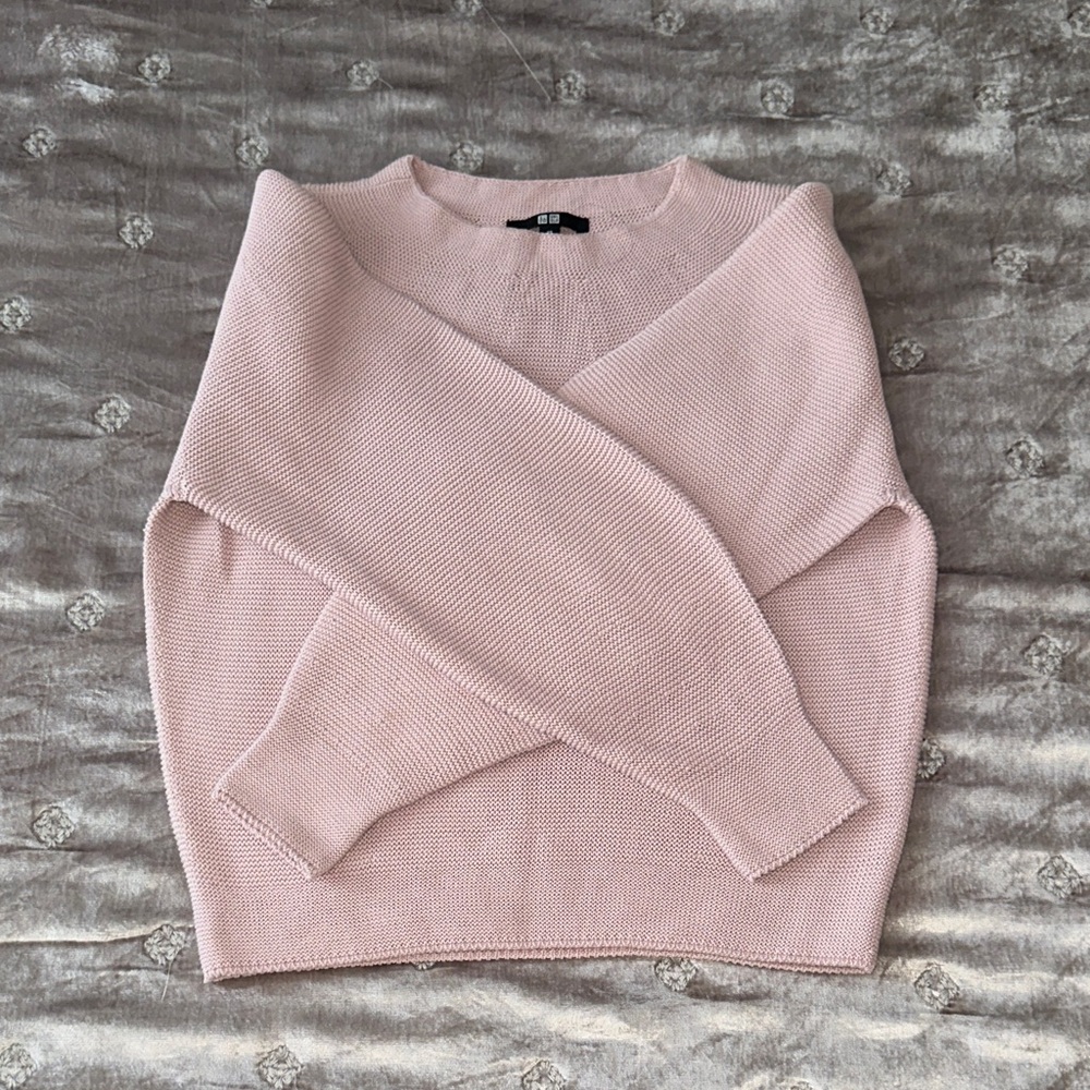 Uniqlo Soft Blush Crew Neck Sweater